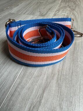 Social Threads Handbag Crossbody Adjustable Stripe Strap
